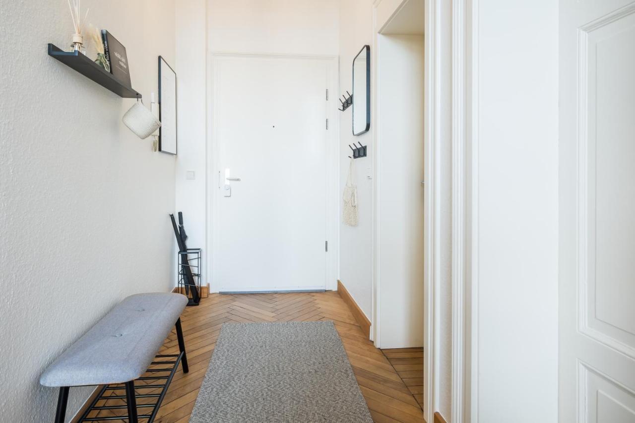 Schwarzlins Loftraum - Stilvolles Apartment Mit Smart Tv, Netflix, Disney Plus, Schnellem Wlan, Parken, Nespresso Sankt Ingbert Exterior foto