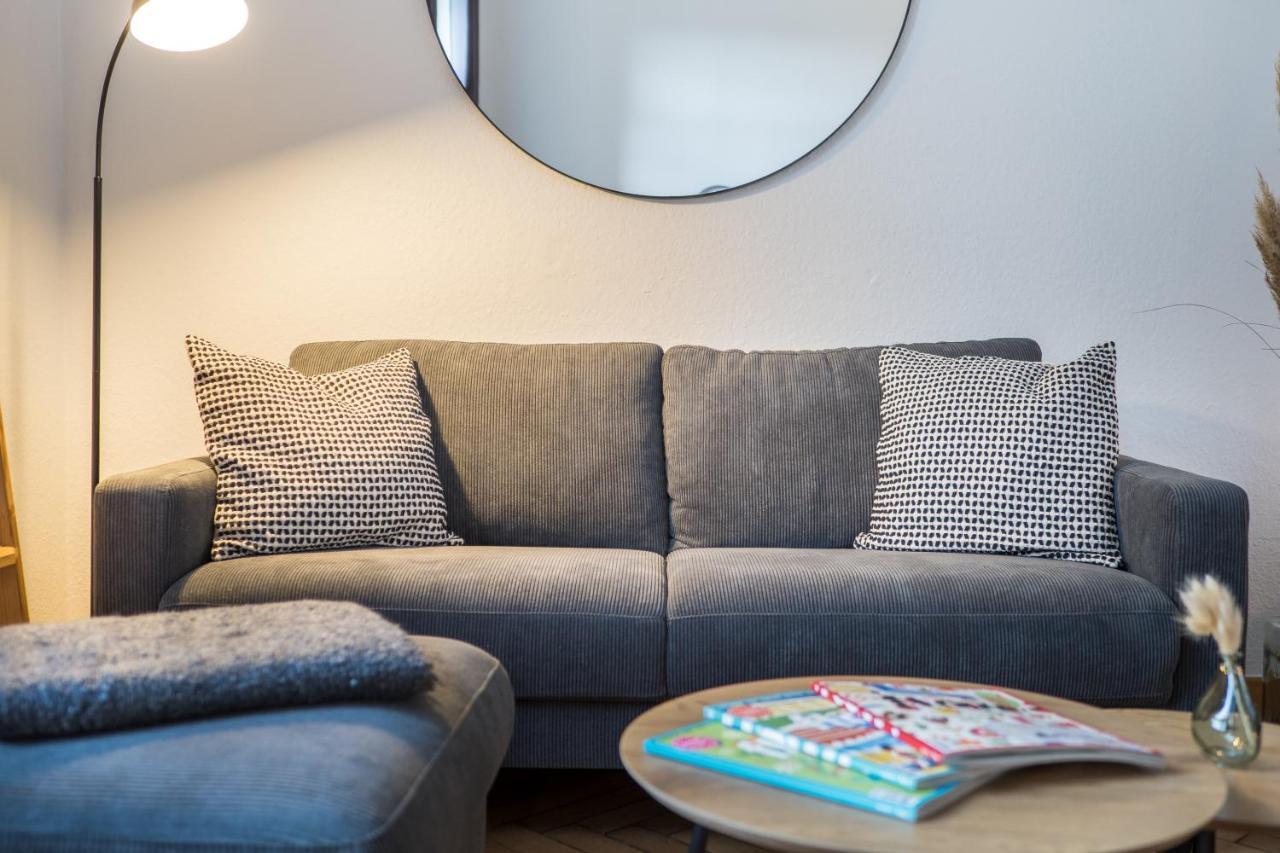 Schwarzlins Loftraum - Stilvolles Apartment Mit Smart Tv, Netflix, Disney Plus, Schnellem Wlan, Parken, Nespresso Sankt Ingbert Exterior foto
